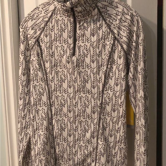 Lole quick dry long sleeve active wear - Picture 4 of 11